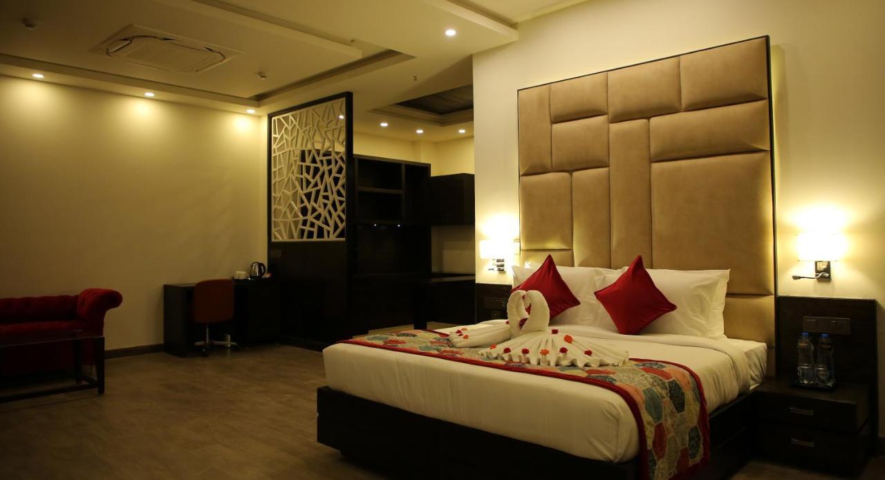 Rosetum Kasauli Hotel Екстериор снимка