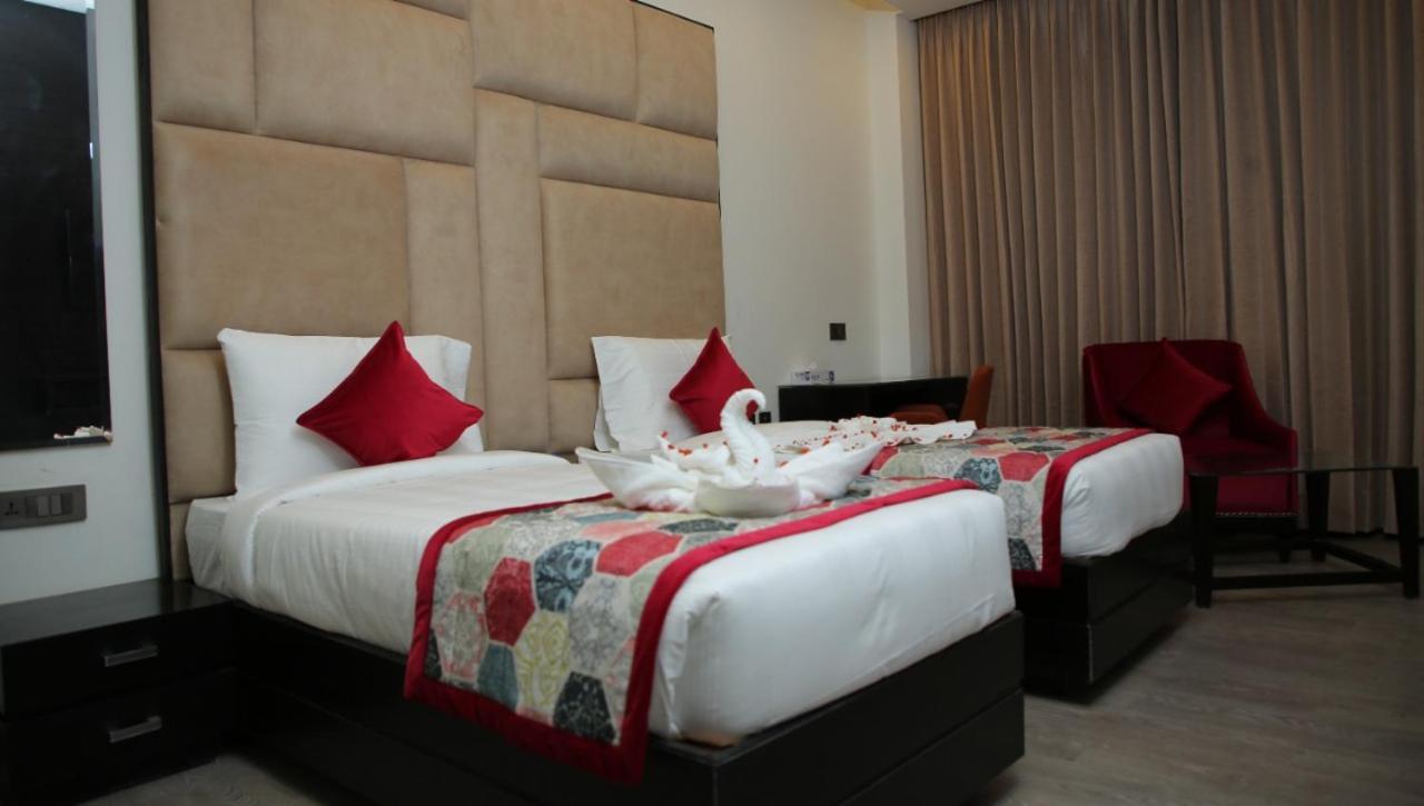 Rosetum Kasauli Hotel Екстериор снимка