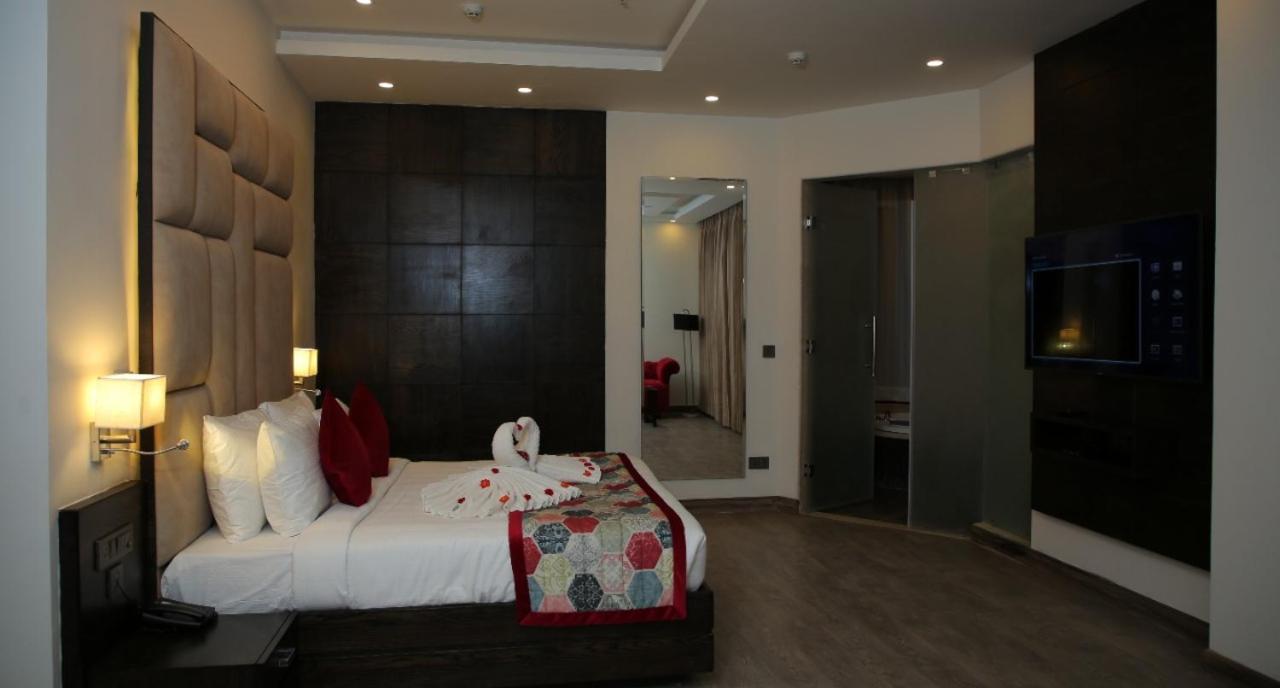 Rosetum Kasauli Hotel Екстериор снимка