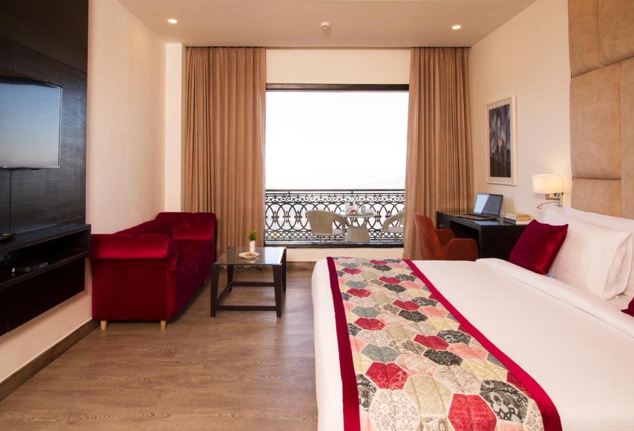 Rosetum Kasauli Hotel Екстериор снимка