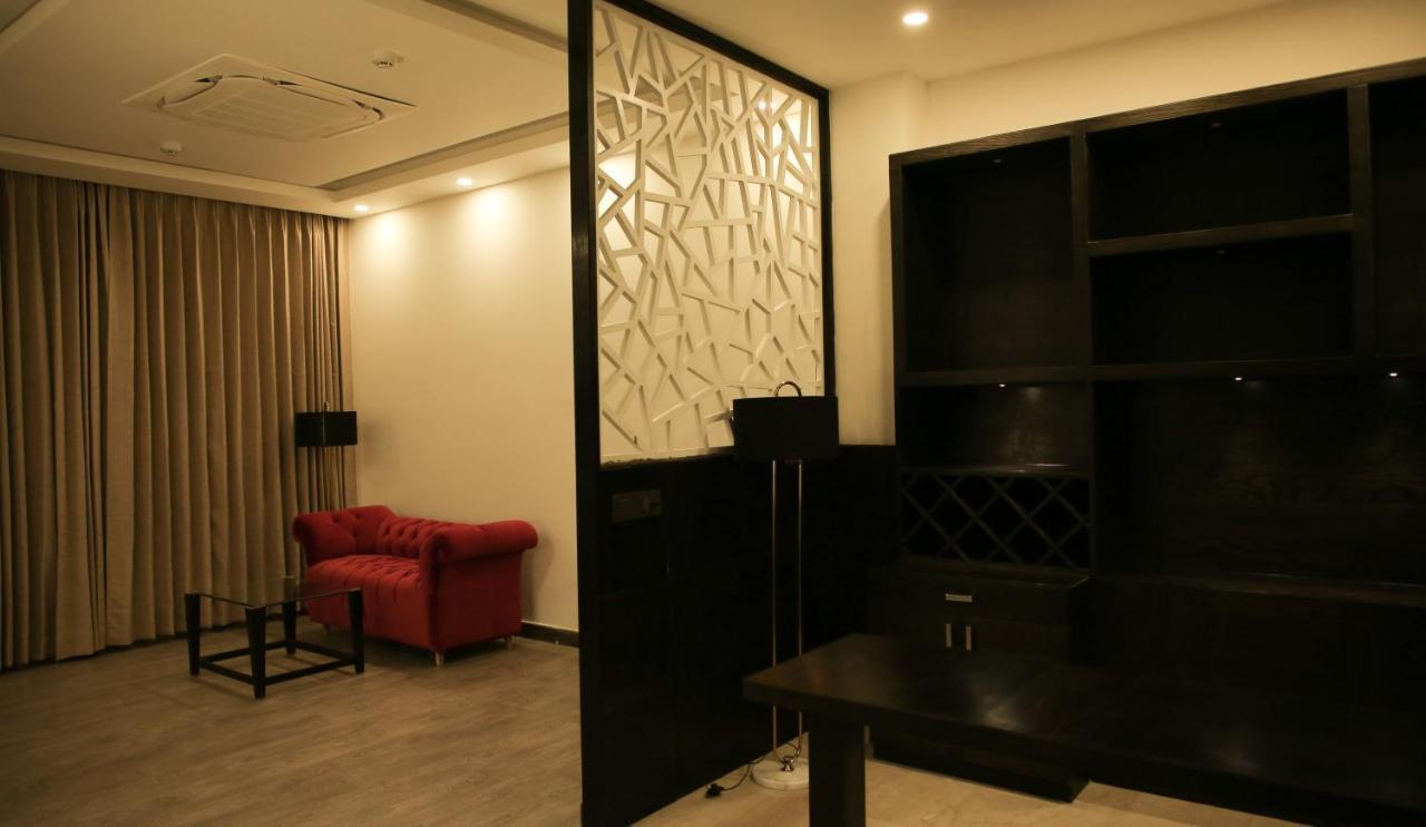 Rosetum Kasauli Hotel Екстериор снимка