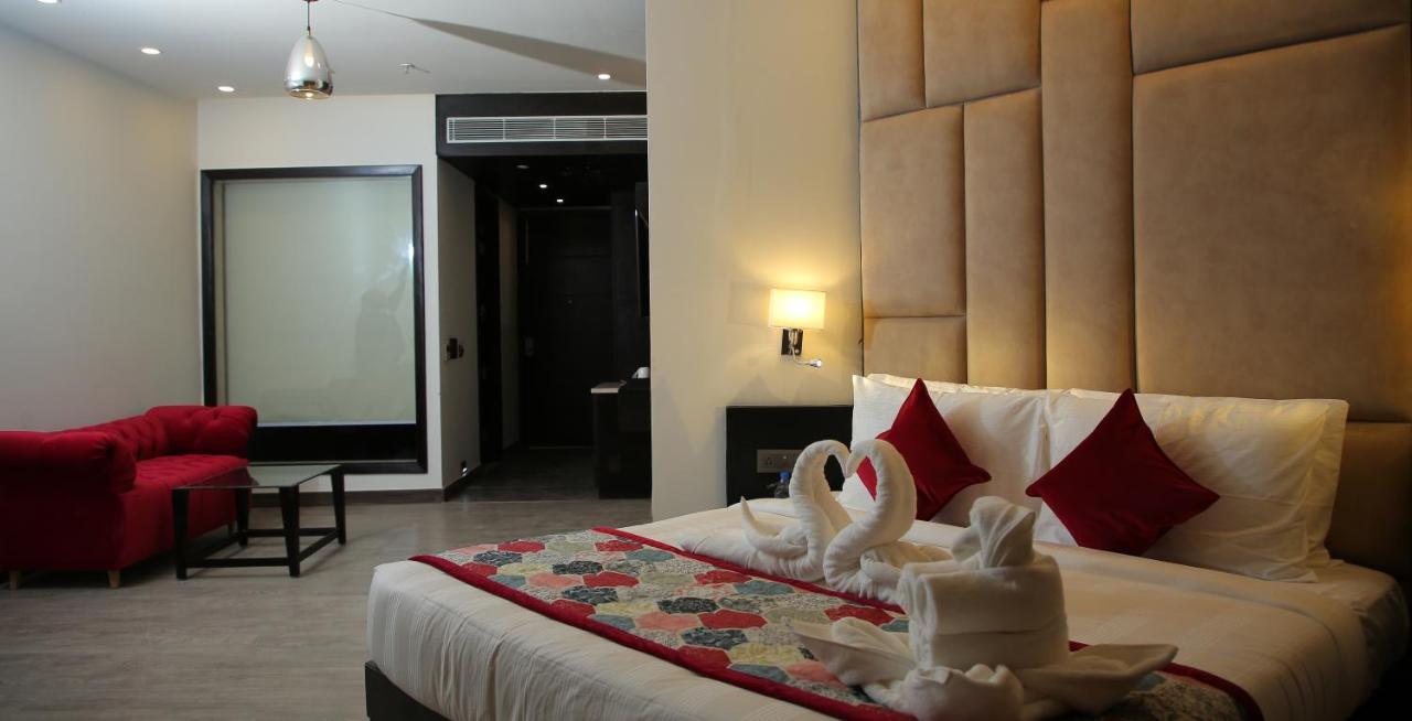 Rosetum Kasauli Hotel Екстериор снимка