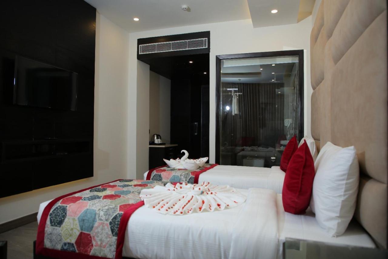 Rosetum Kasauli Hotel Екстериор снимка