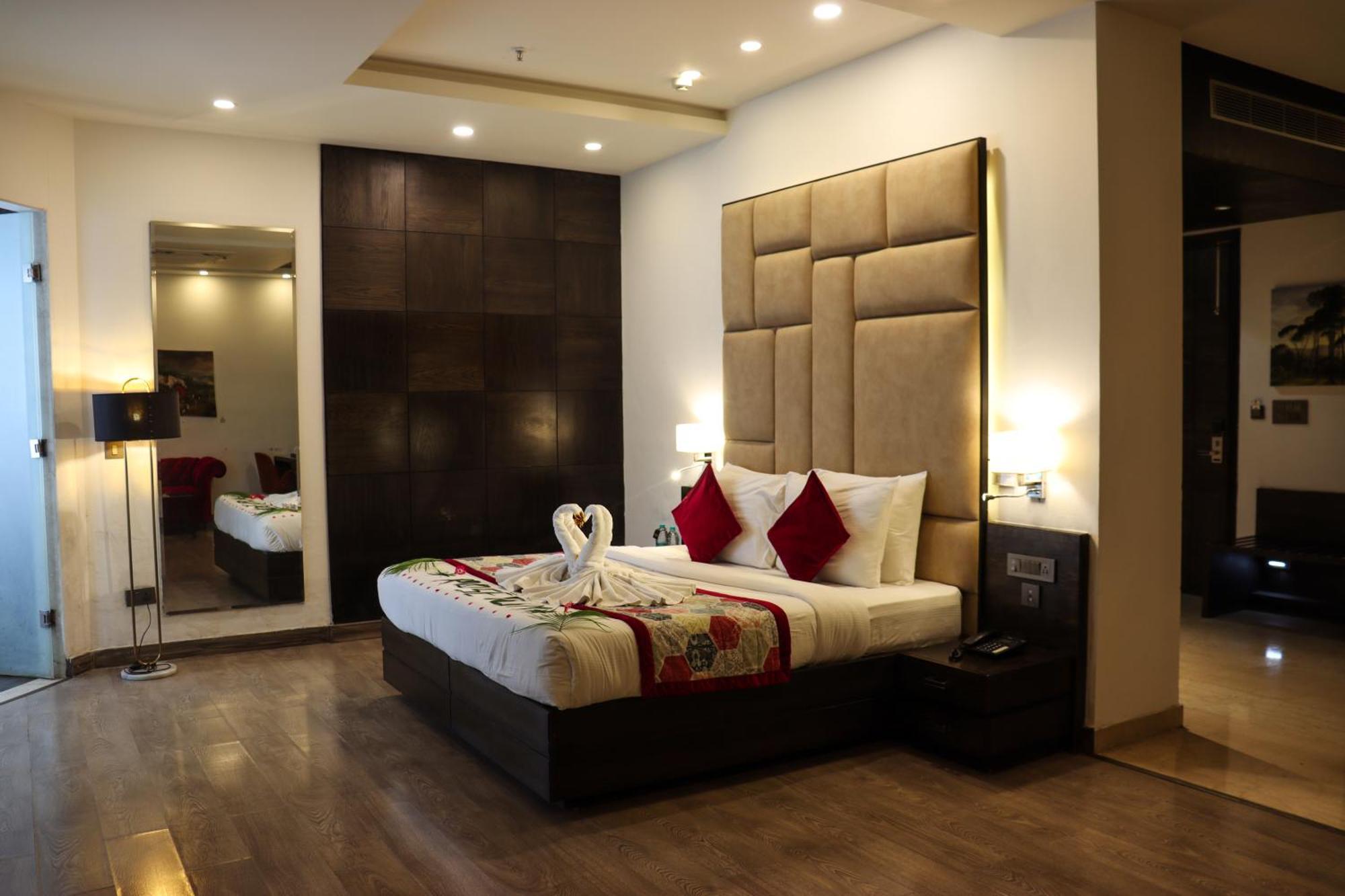 Rosetum Kasauli Hotel Екстериор снимка