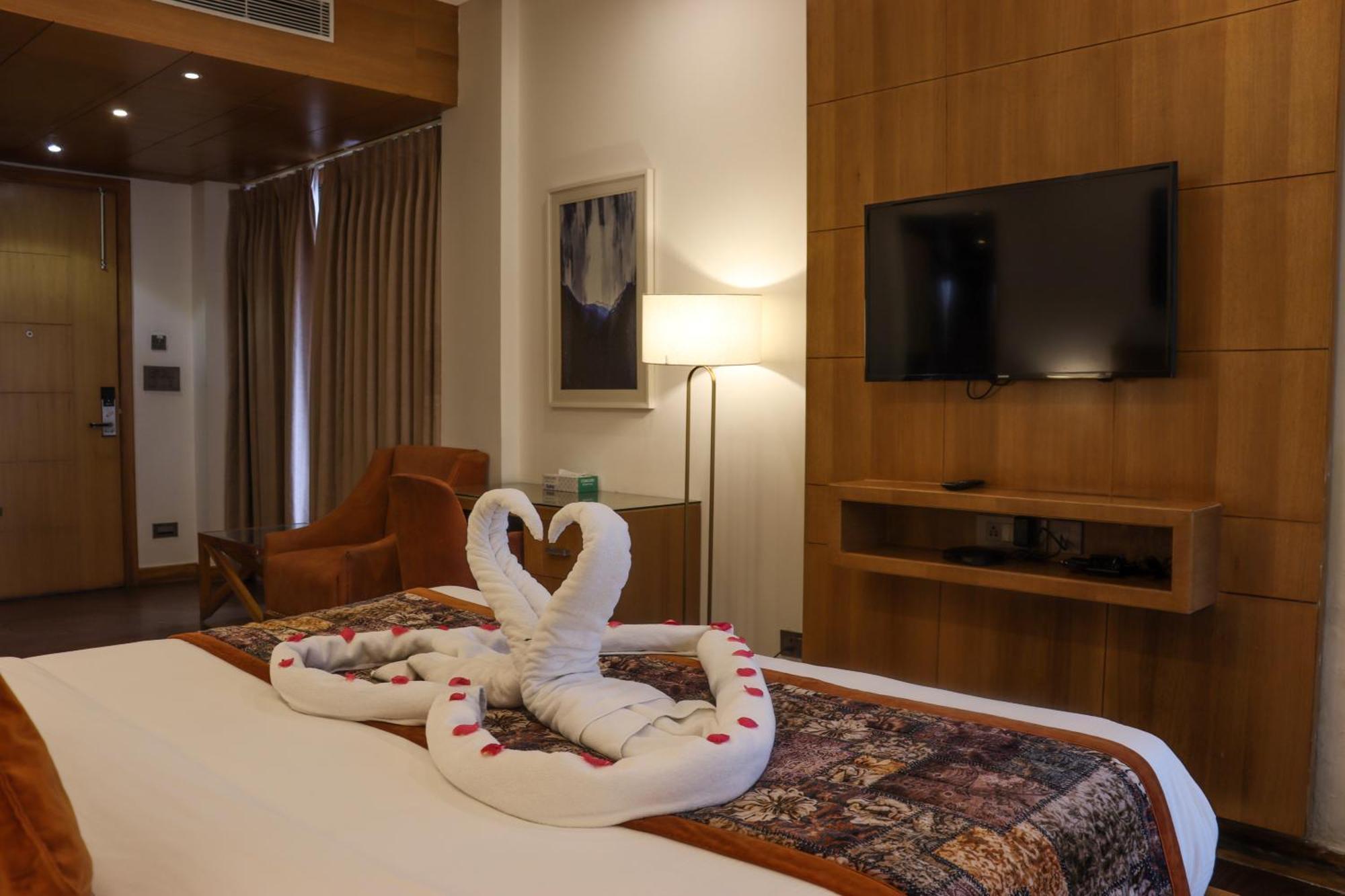 Rosetum Kasauli Hotel Екстериор снимка
