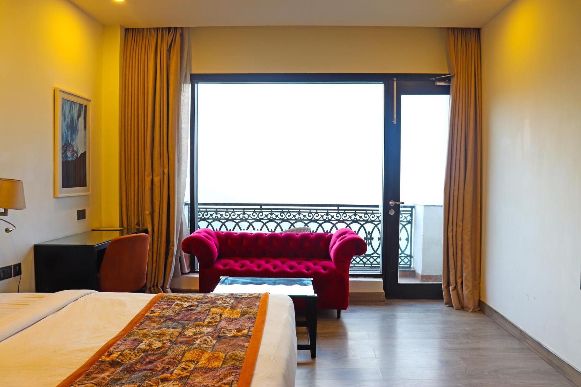 Rosetum Kasauli Hotel Екстериор снимка