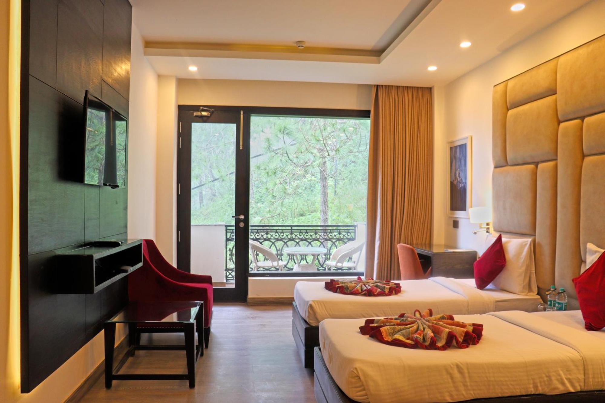 Rosetum Kasauli Hotel Екстериор снимка