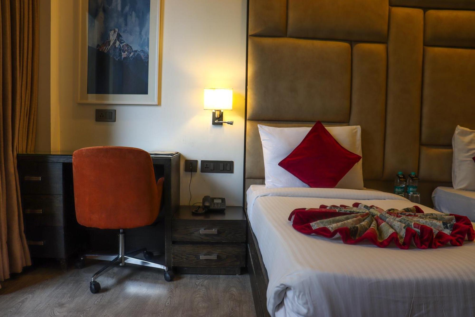 Rosetum Kasauli Hotel Екстериор снимка